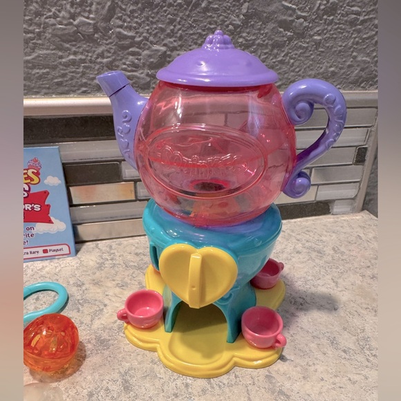 Squinkies HUGE Lot of 65 Pieces Like-New - Picture 3 of 4